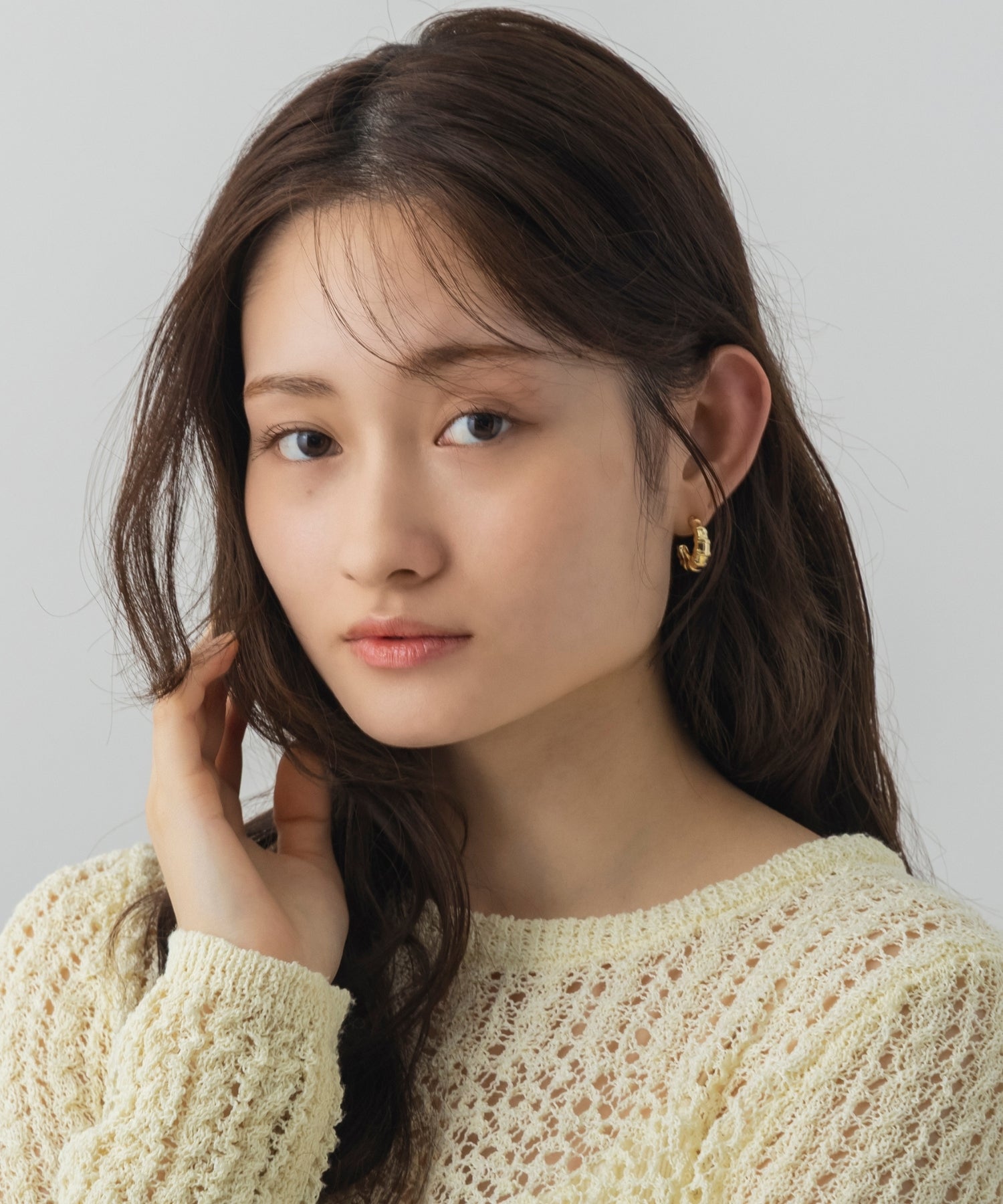 ボールドリッジフープピアス