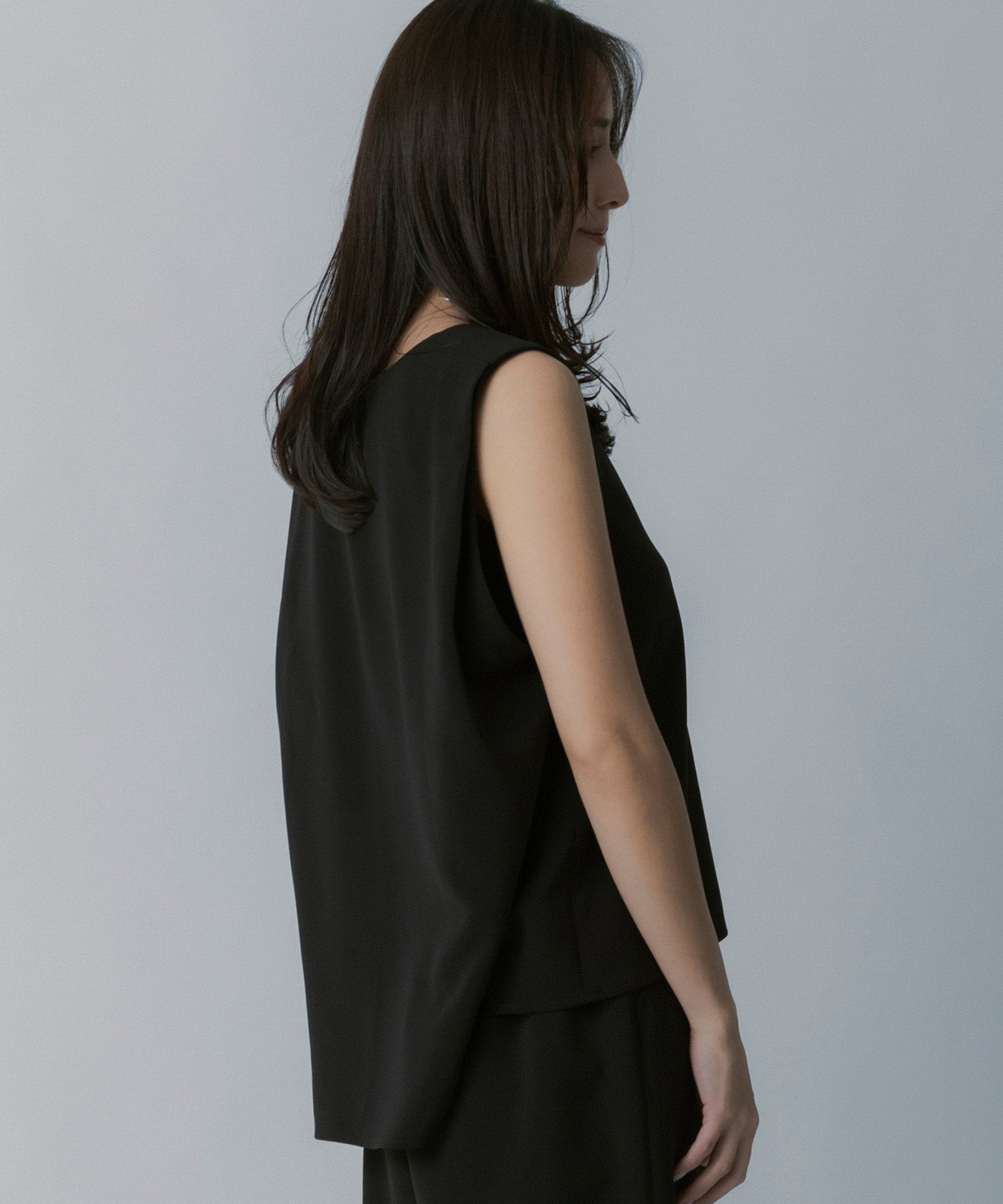 イージーレイヤードVネックジレ【セレモニー/オケージョン】