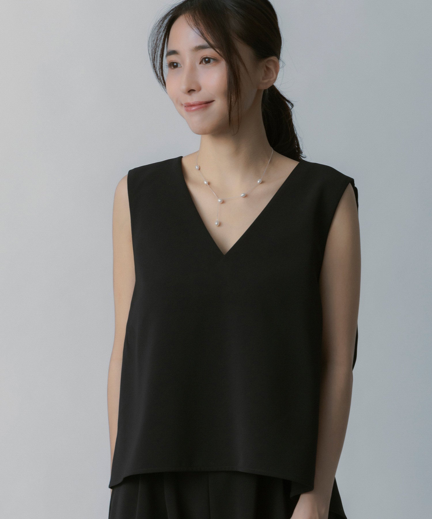 イージーレイヤードVネックジレ【セレモニー/オケージョン】