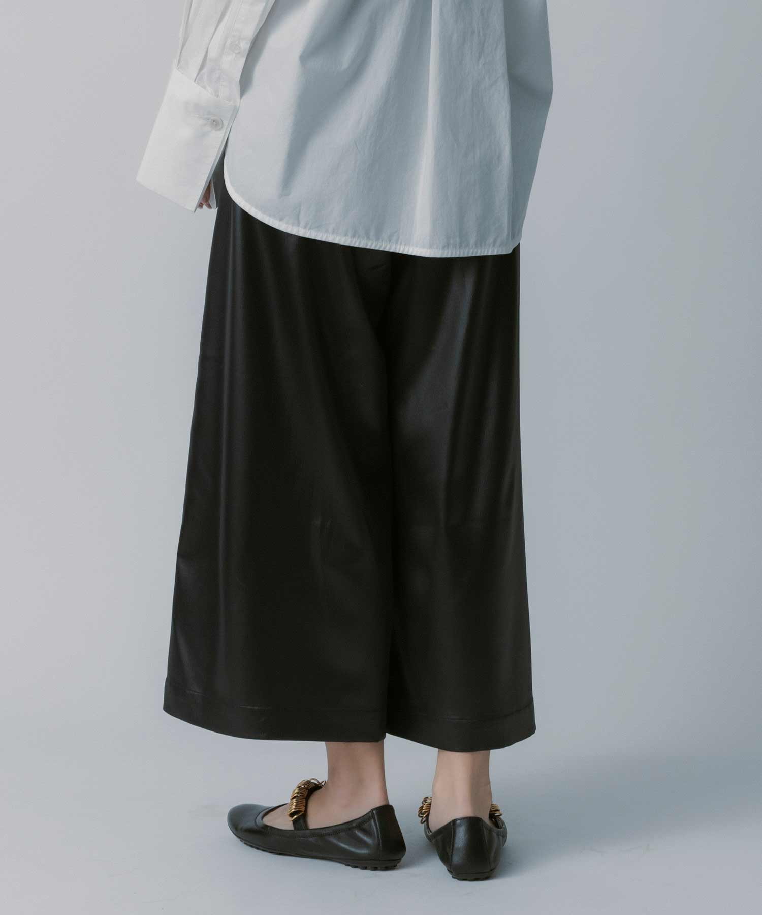 【2月中旬お届け】レザーライク チンツイージーパンツ