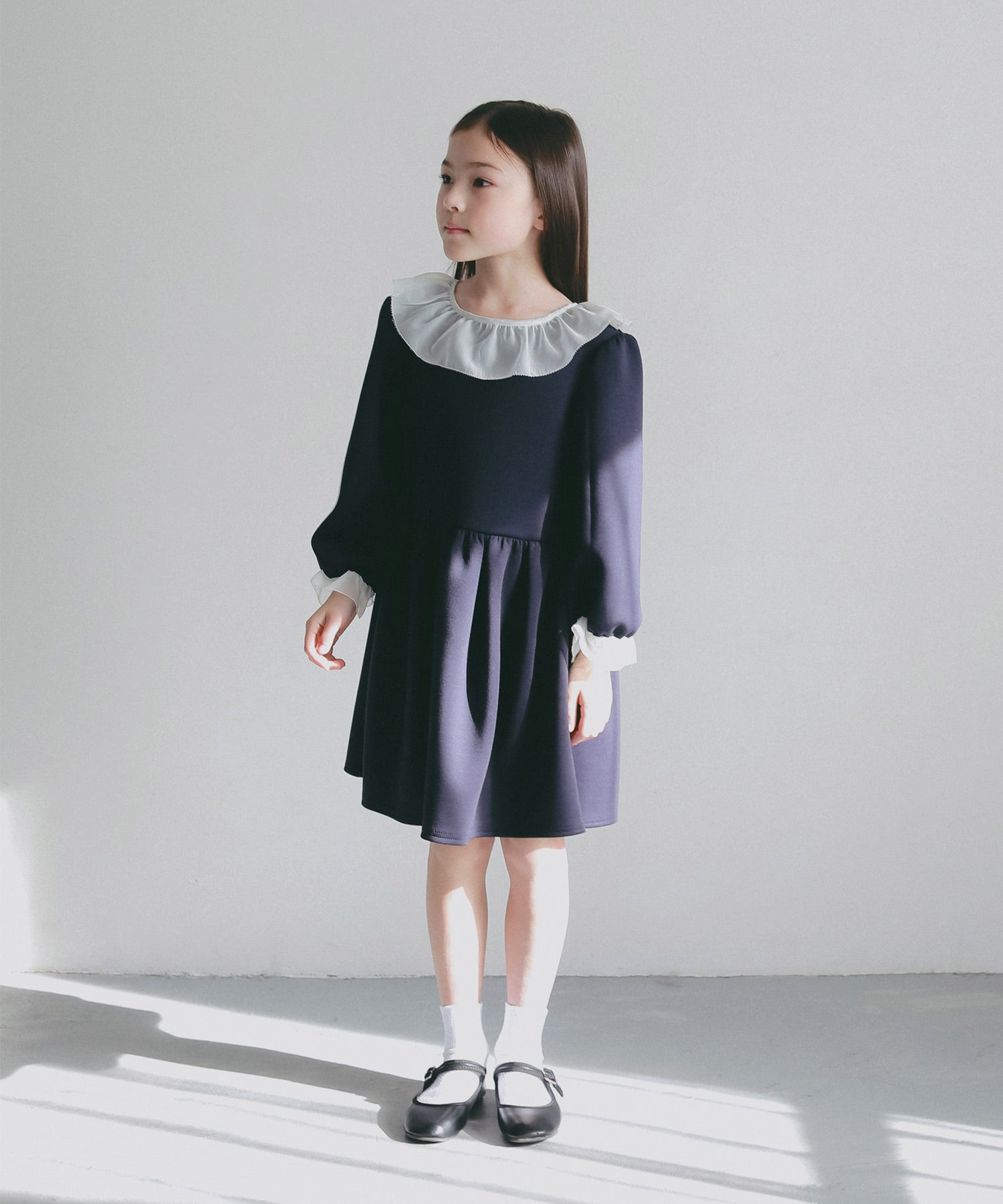 シアーフリル キッズワンピース【セレモニー/オケージョン】｜AJUGA