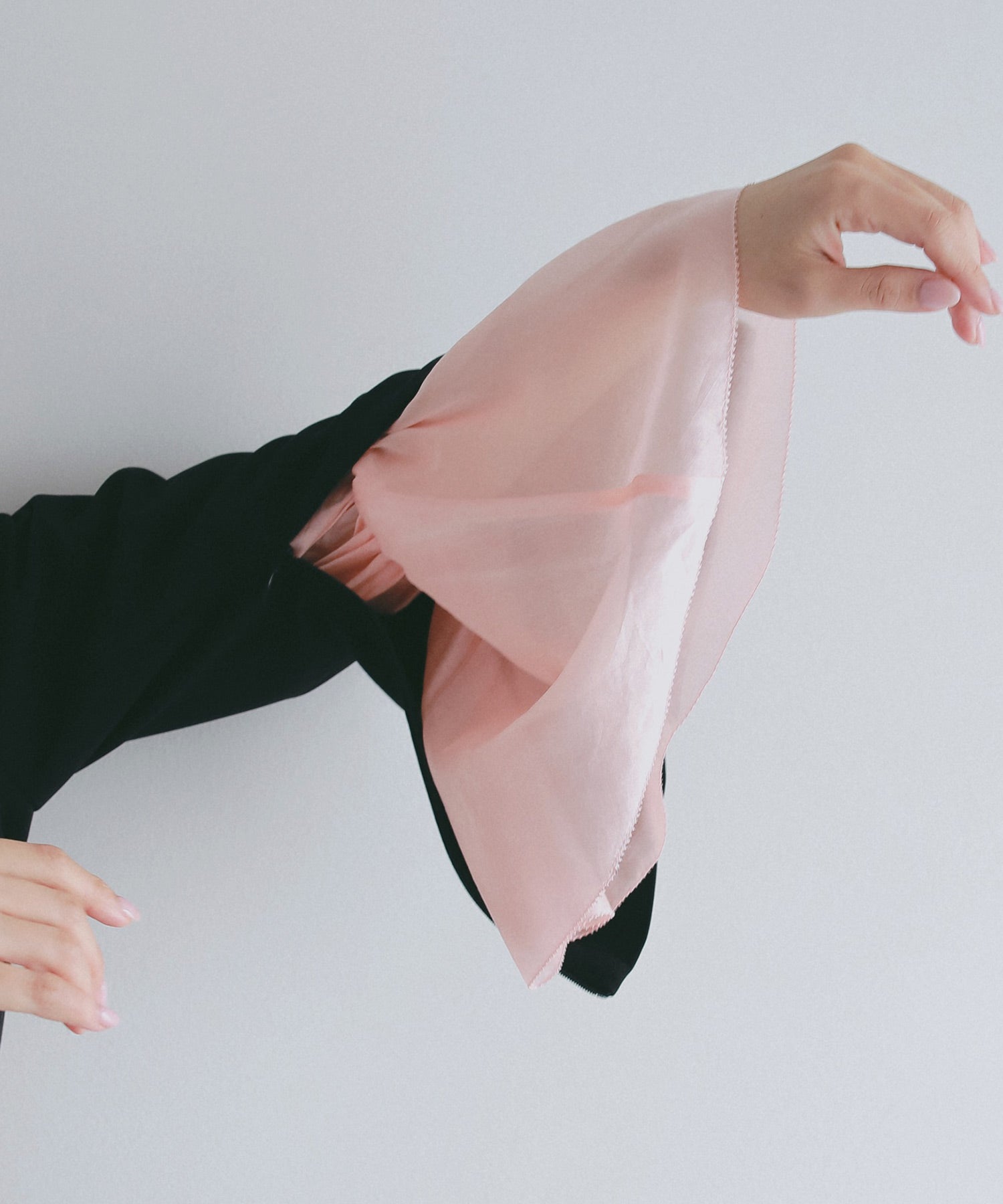 フレアスリーブ スタンドネックシアーブラウス【セレモニー/オケージョン】