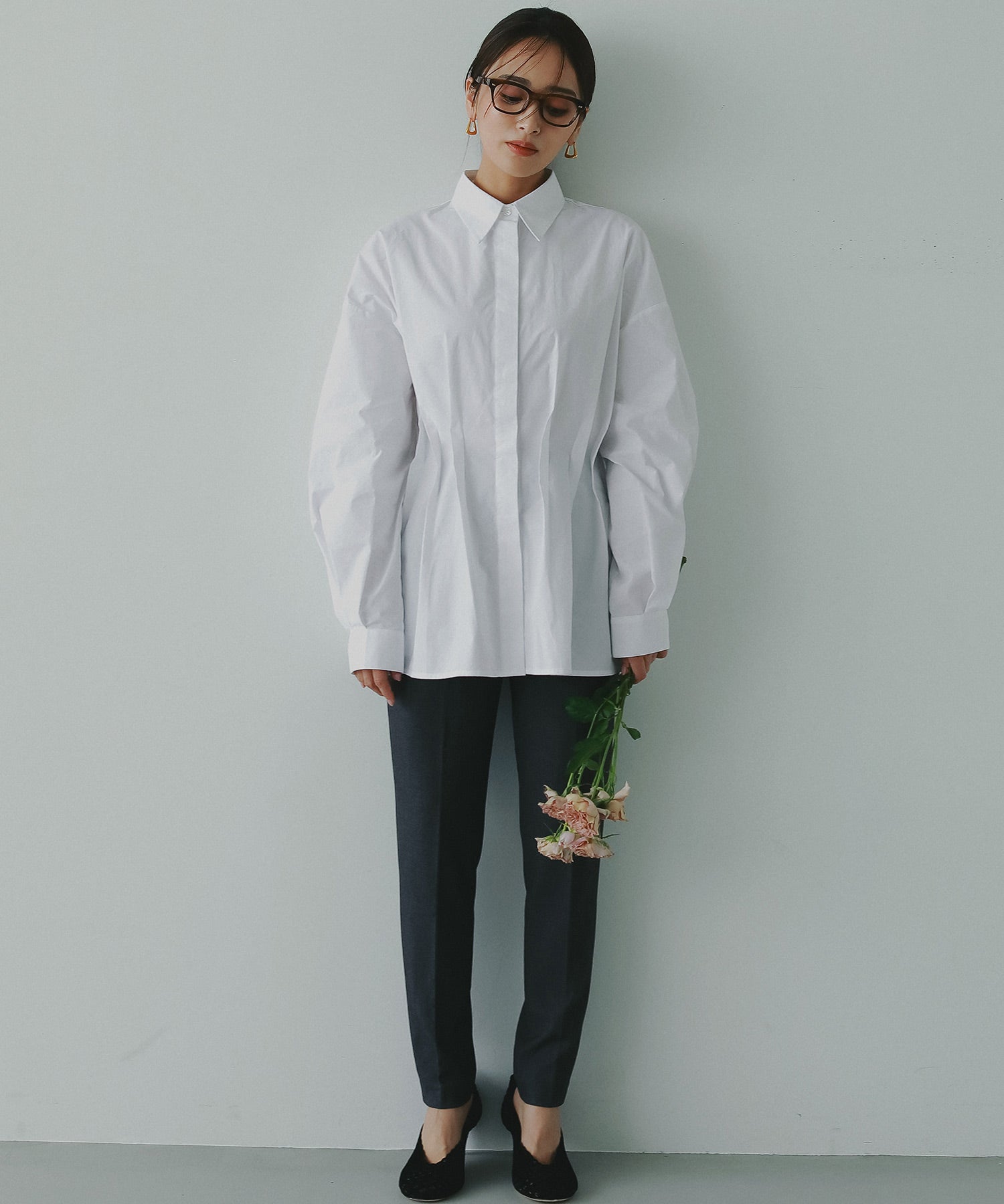 ストレッチテーパードパンツ