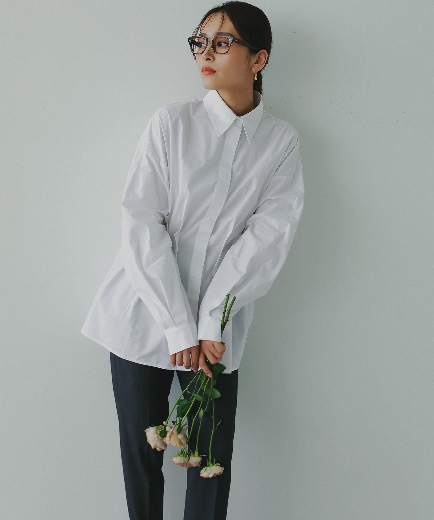 ストレッチテーパードパンツ