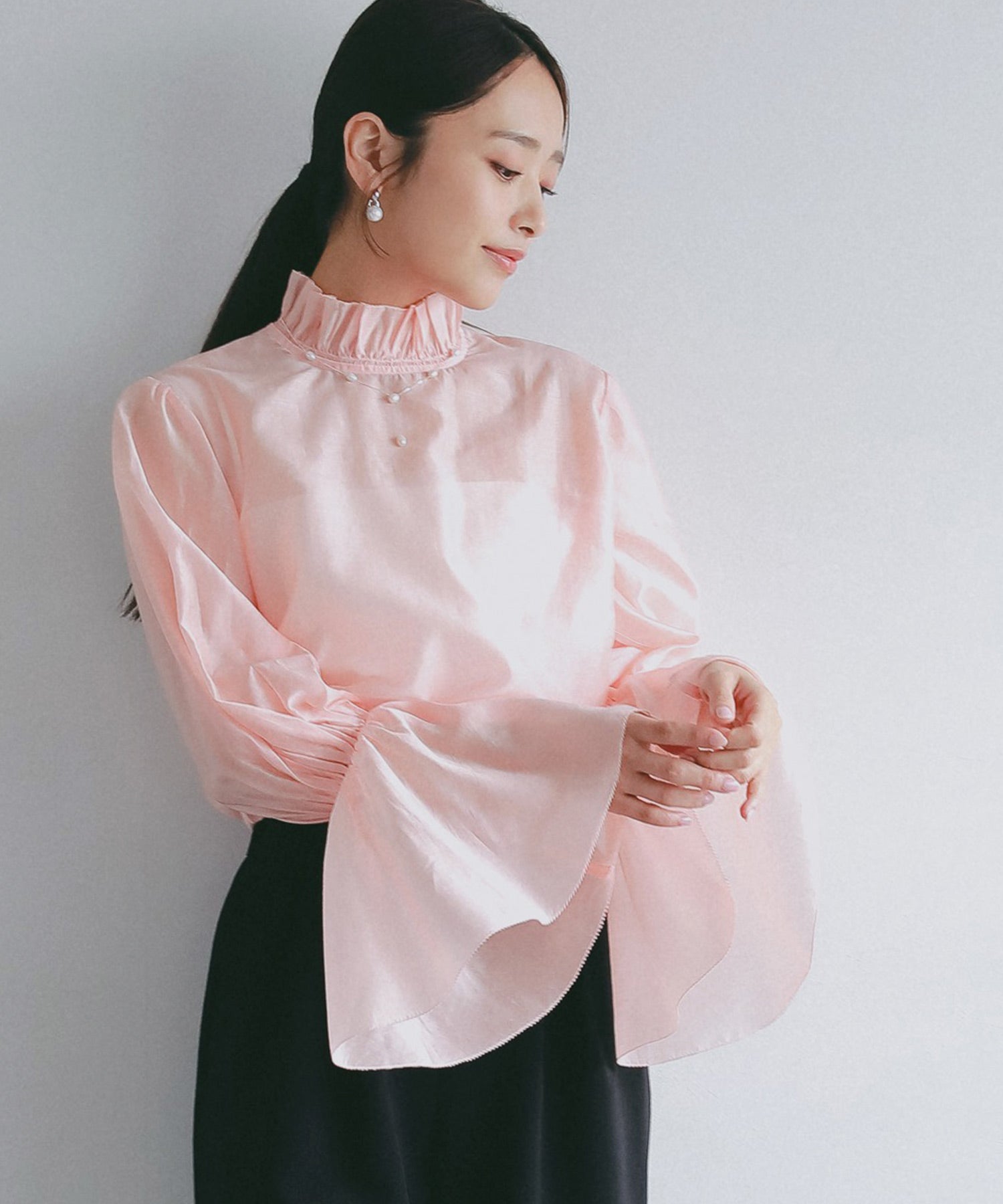 フレアスリーブ スタンドネックシアーブラウス【セレモニー