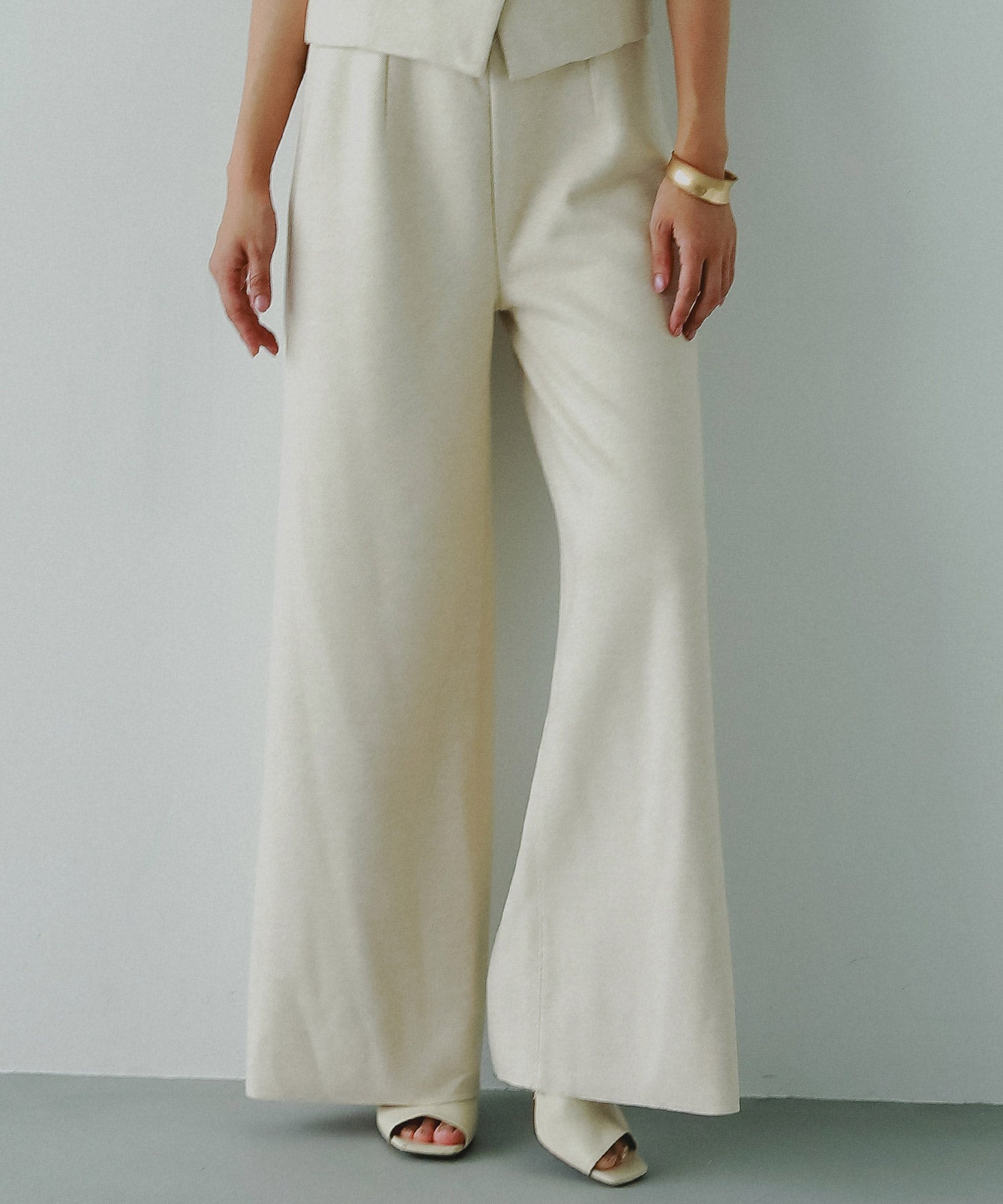 フェルトニットイージーワイドパンツ｜AJUGA.（アジュガ）公式通販サイト