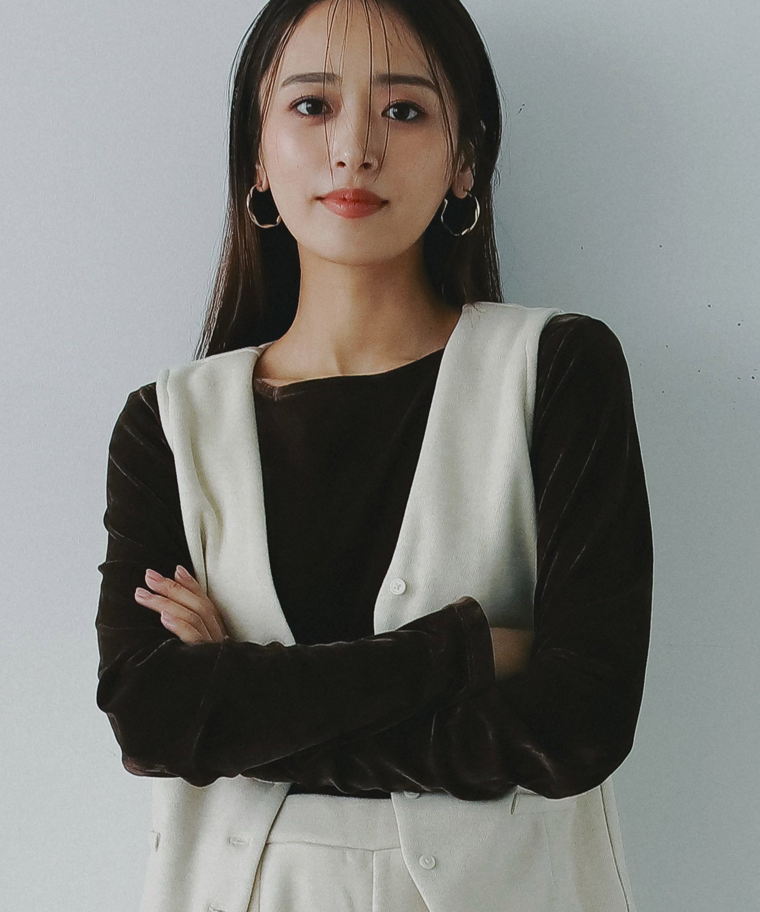 ベロアロングスリーブカットソー｜AJUGA.（アジュガ）公式通販サイト