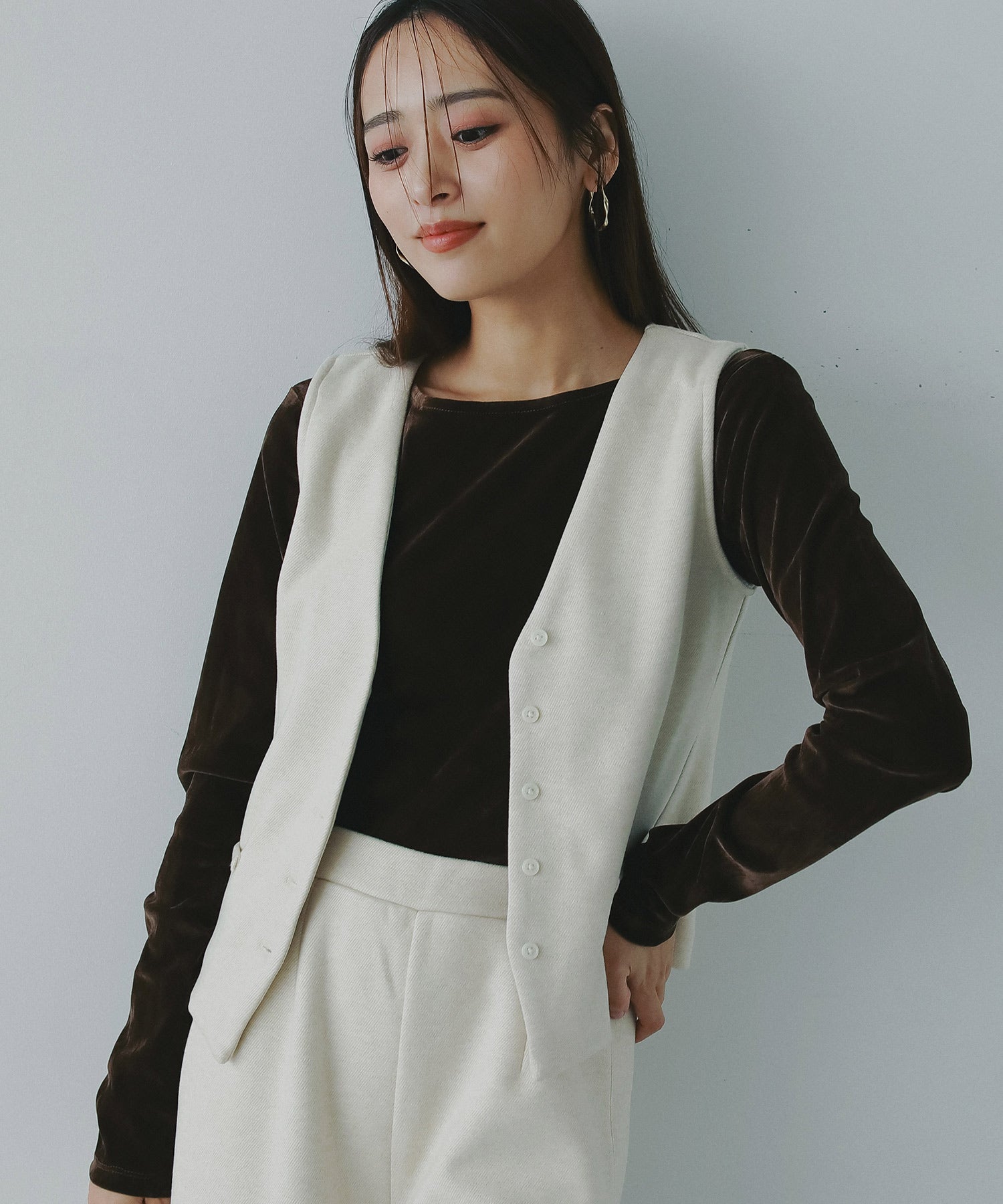 フェルトニットVネックジレ