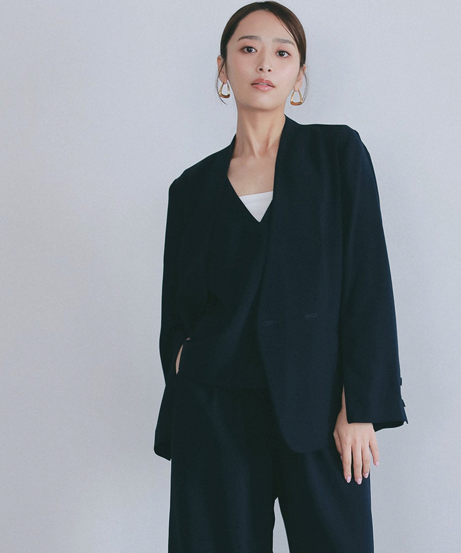 イージーレイヤードVネックジレ【セレモニー/オケージョン】