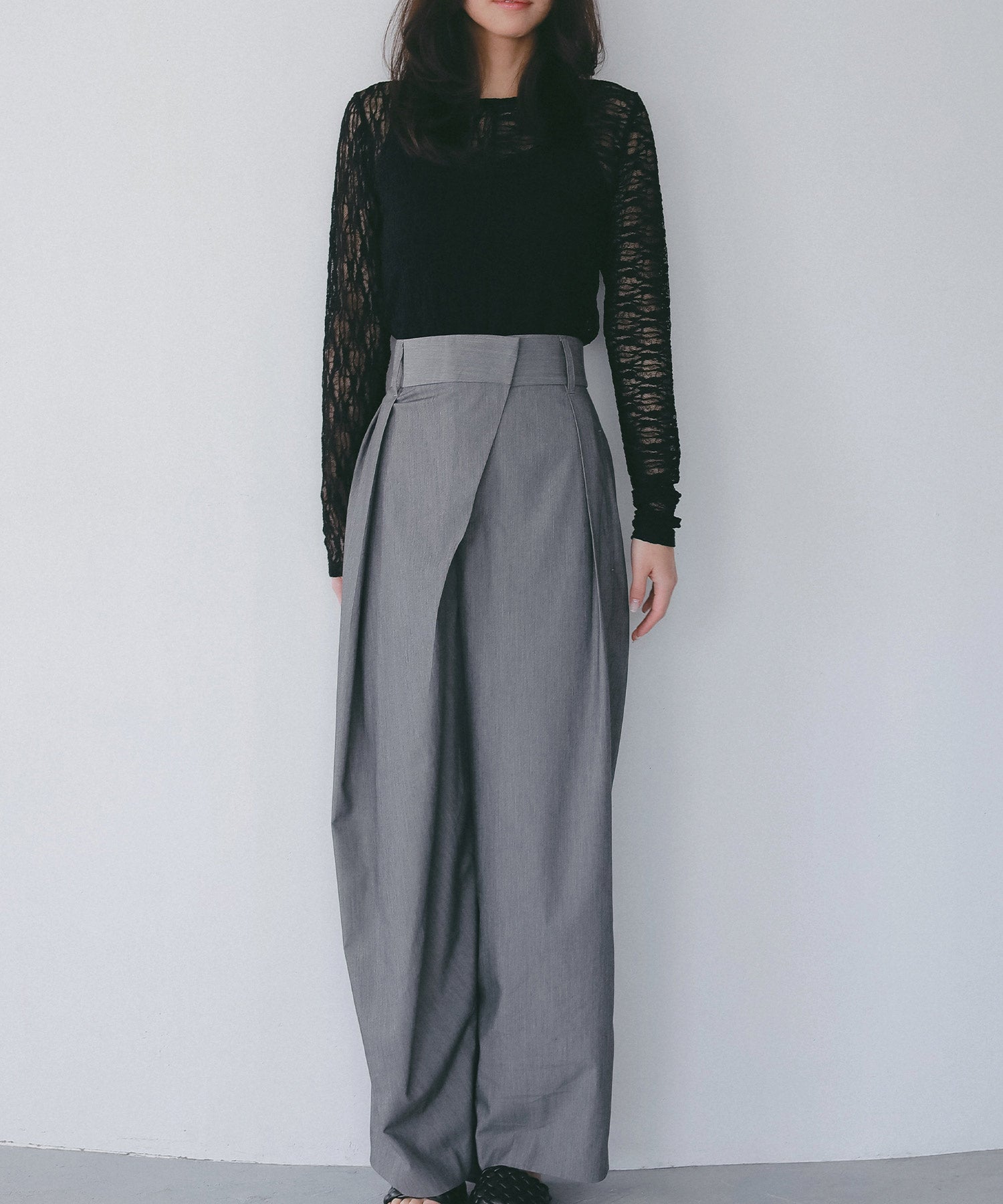 ストレッチシアーレース長袖トップス