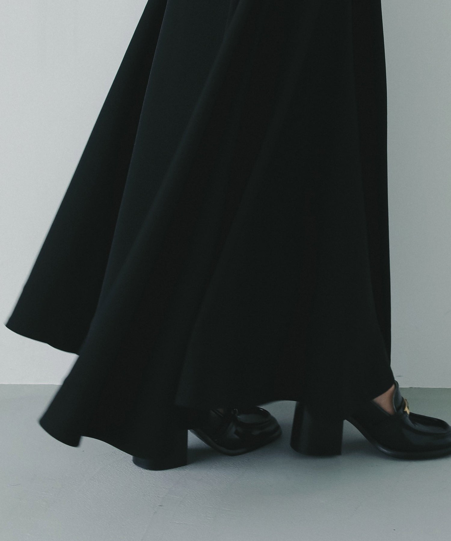 フレアロングスカート