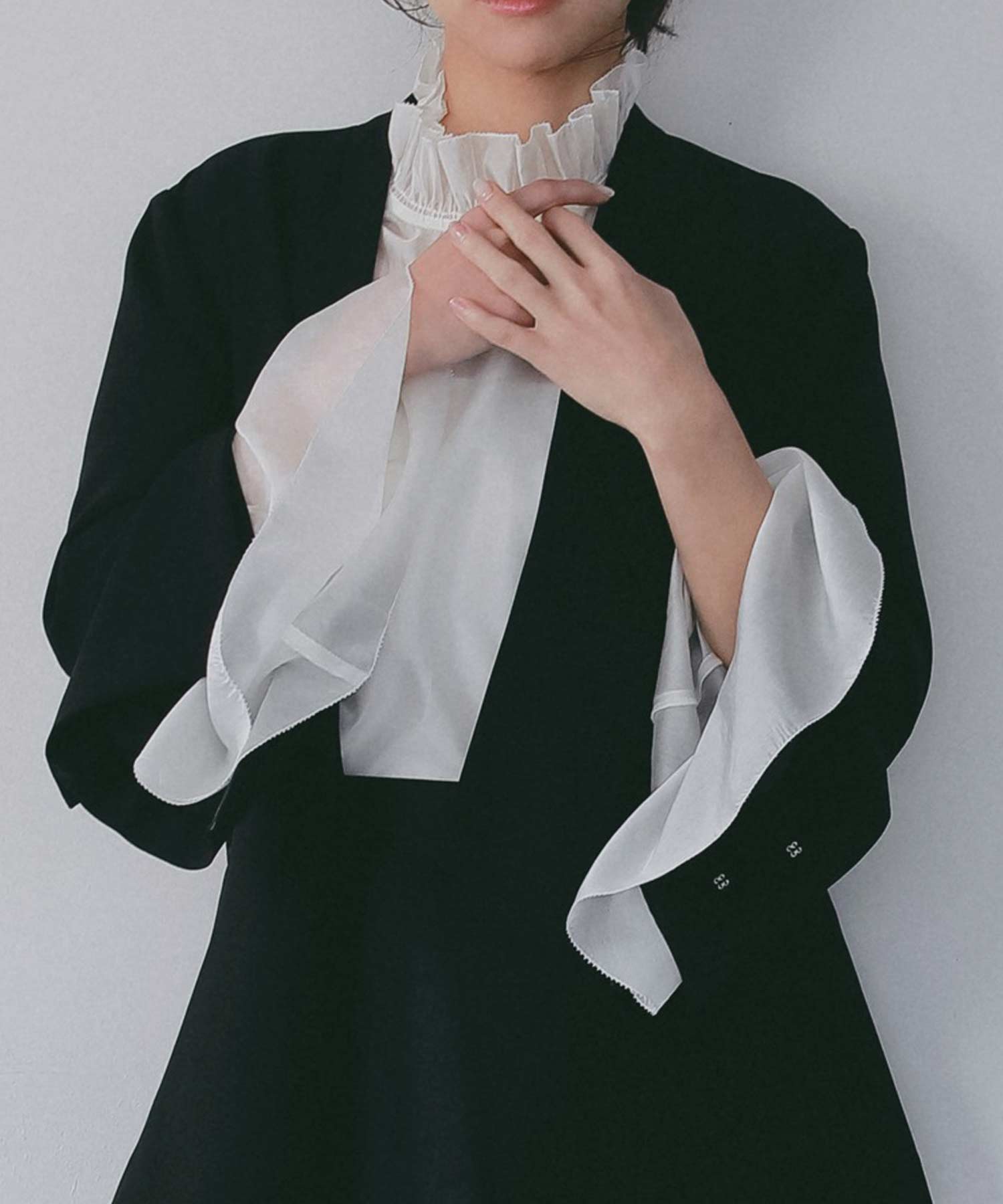 フレアスリーブ スタンドネックシアーブラウス【セレモニー/オケージョン】