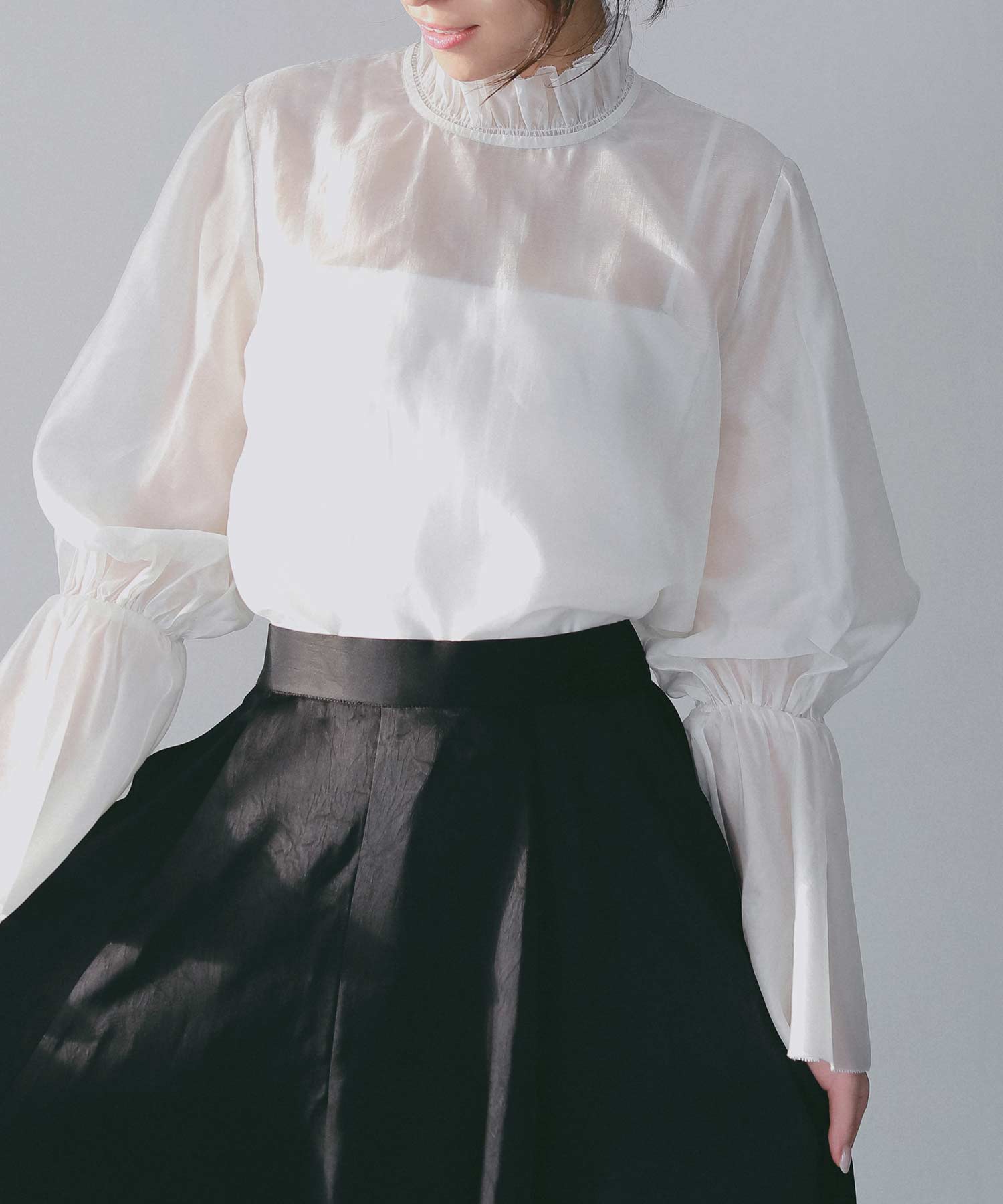 フレアスリーブ スタンドネックシアーブラウス【セレモニー/オケージョン】