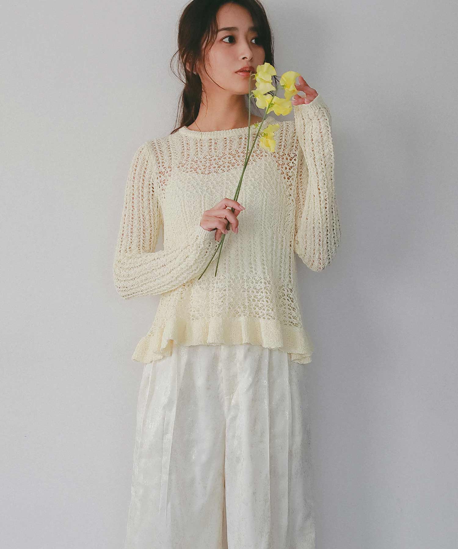 ペプラムクロシェ シアーニット