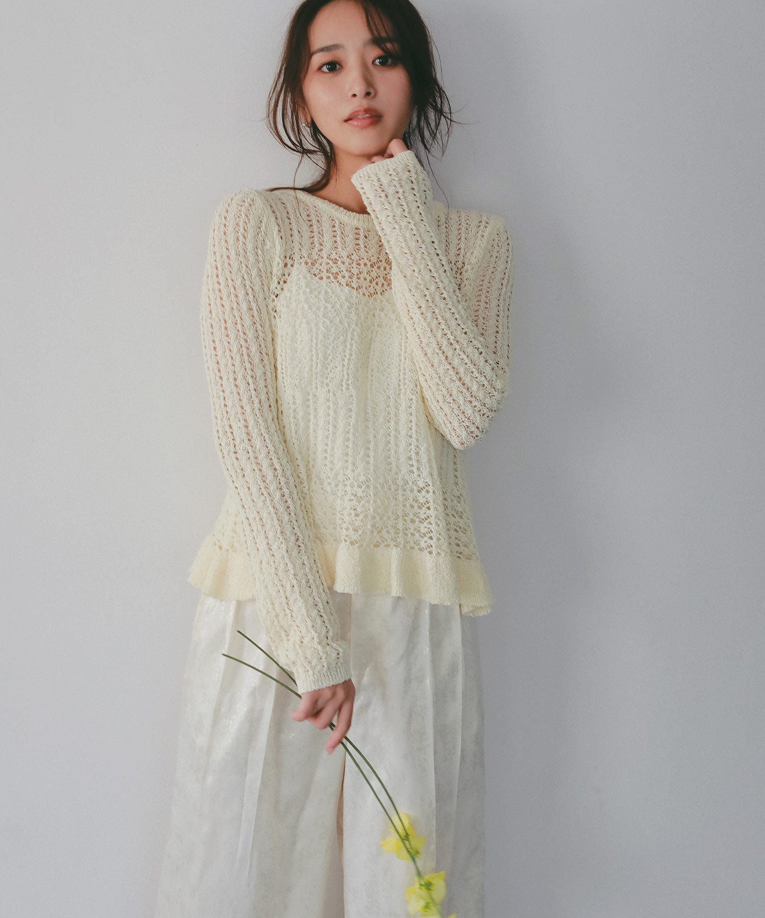 箔プリントタックパンツ