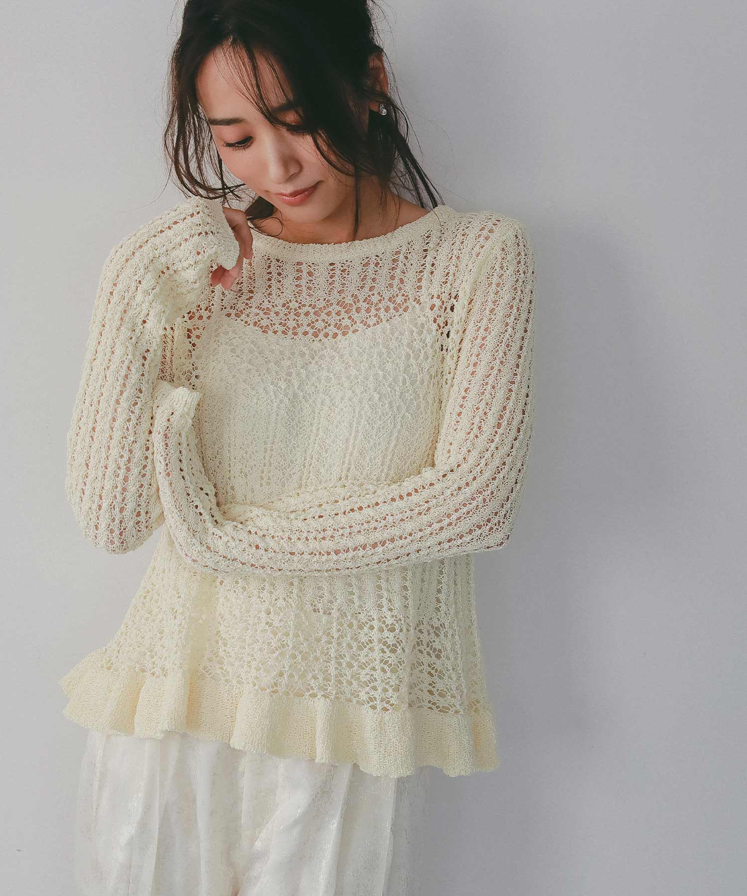 ペプラムクロシェ シアーニット