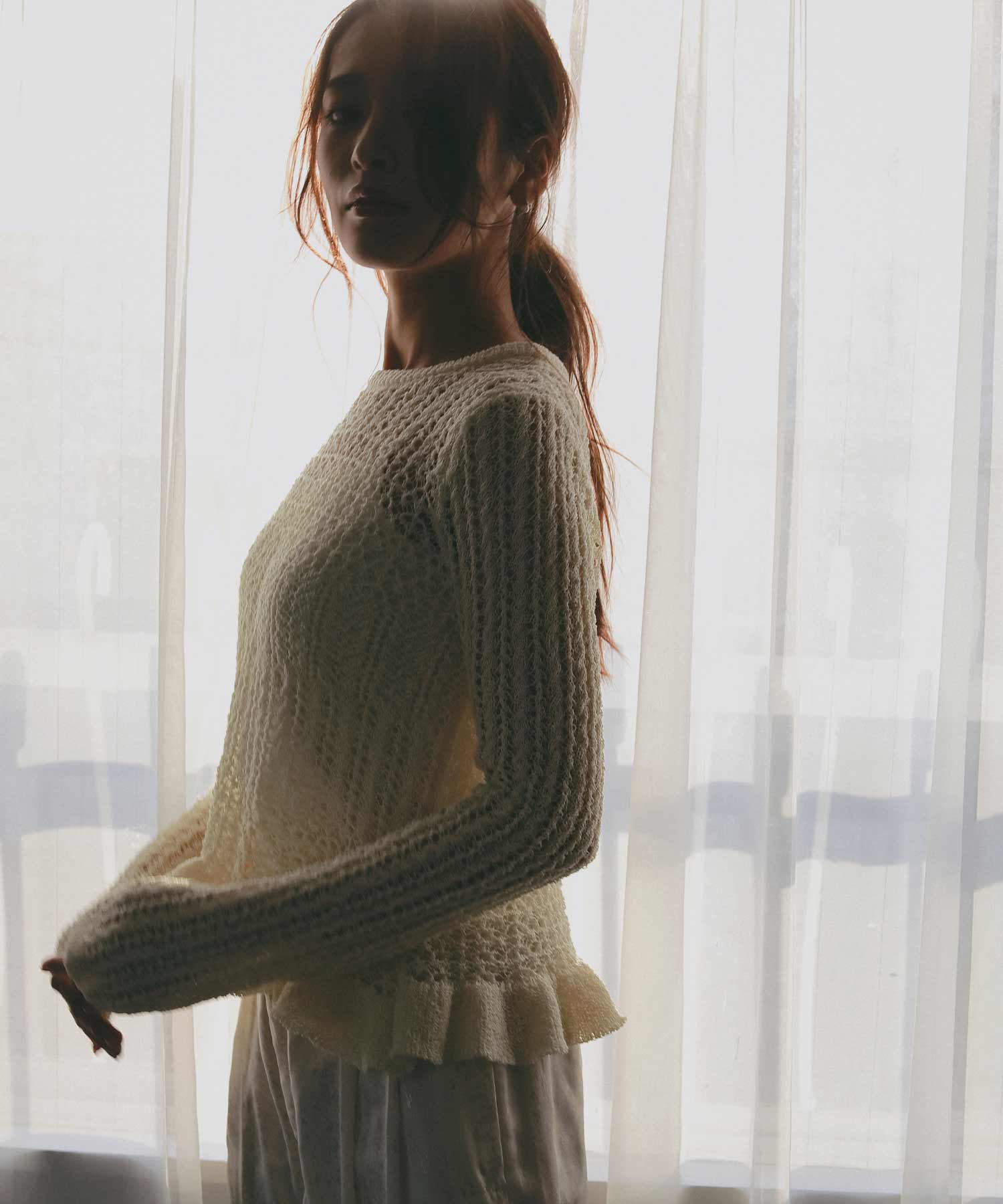 ペプラムクロシェ シアーニット