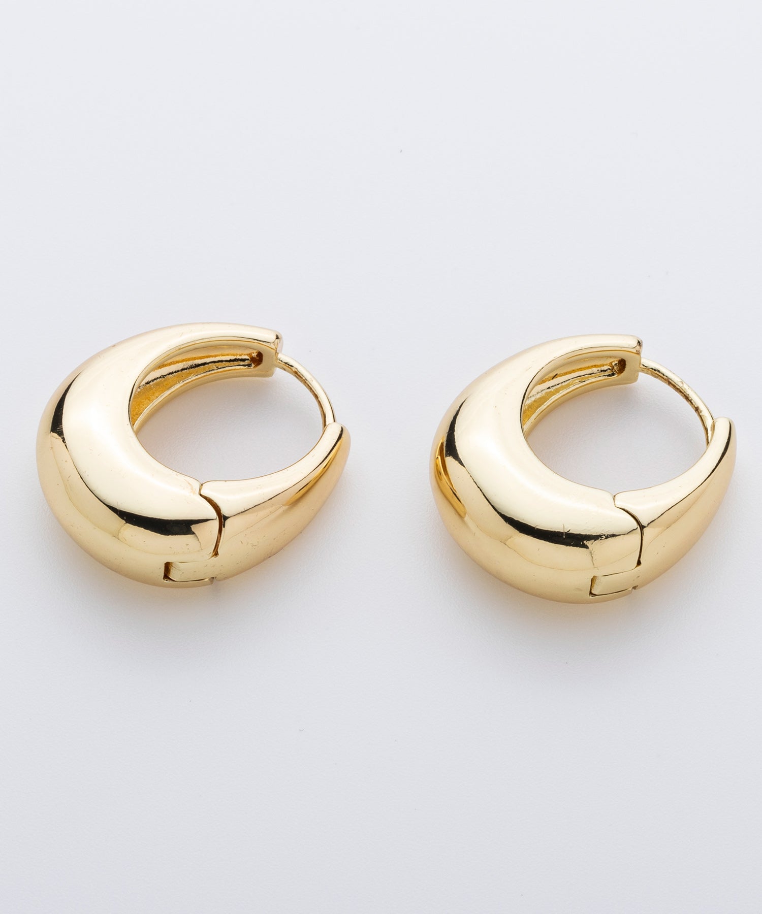 【9月下旬お届け予約商品】クレッシェンドフープピアス