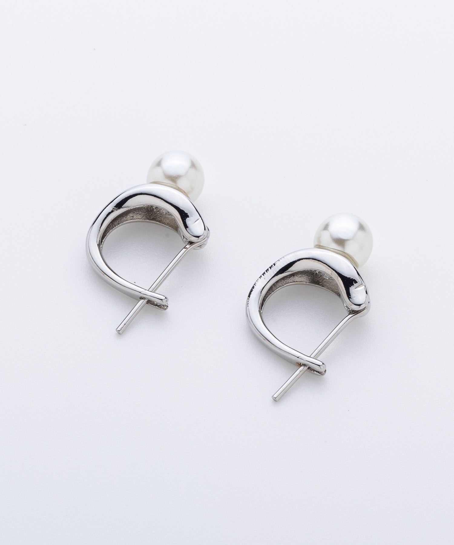 【9月下旬お届け予約商品】パールアクセントフープピアス