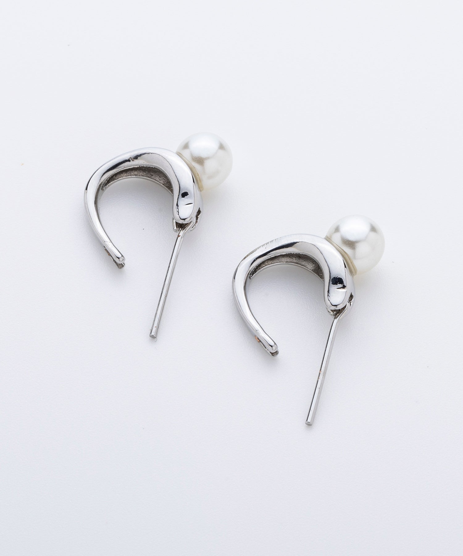 【9月下旬お届け予約商品】パールアクセントフープピアス