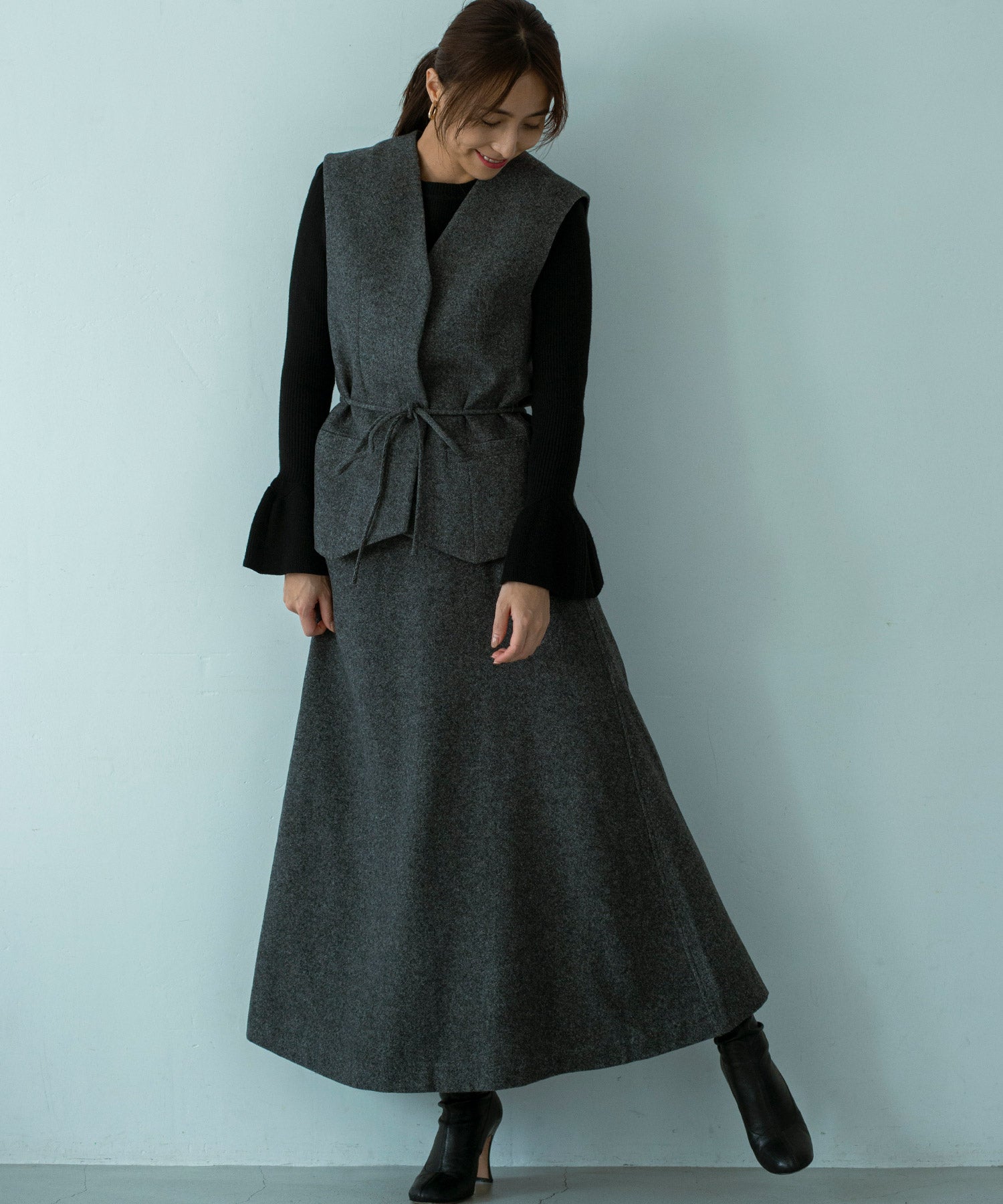 【11月下旬お届け予約商品】2WAYメロウハイネック衿付きニット