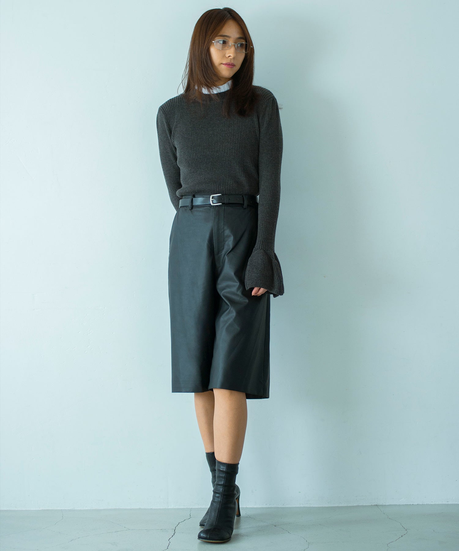 【11月下旬お届け予約商品】2WAYメロウハイネック衿付きニット