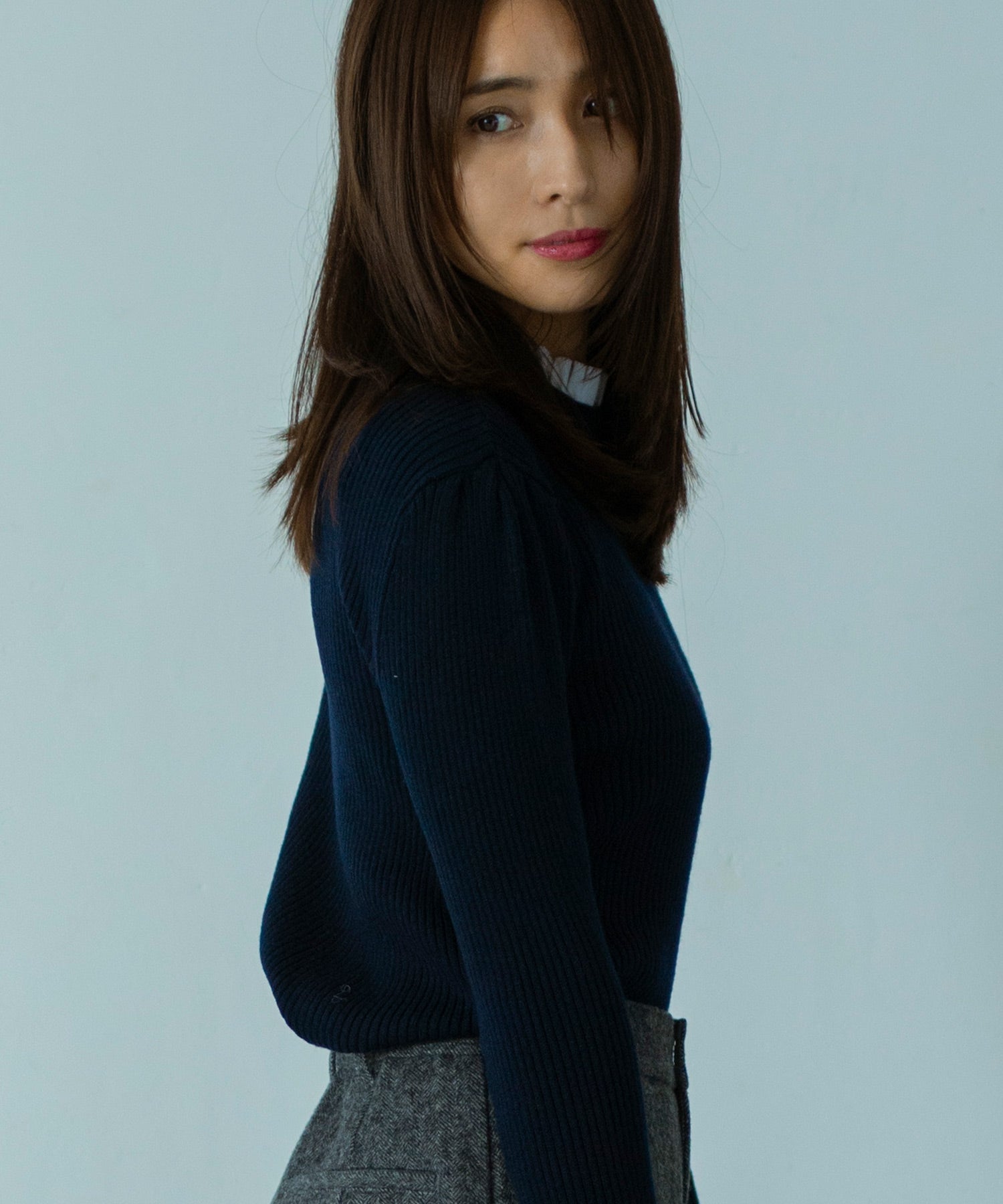 【11月下旬お届け予約商品】2WAYメロウハイネック衿付きニット