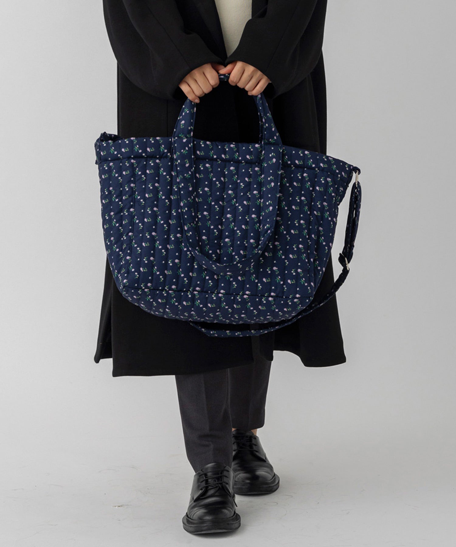 メルトキルティングトートバッグ