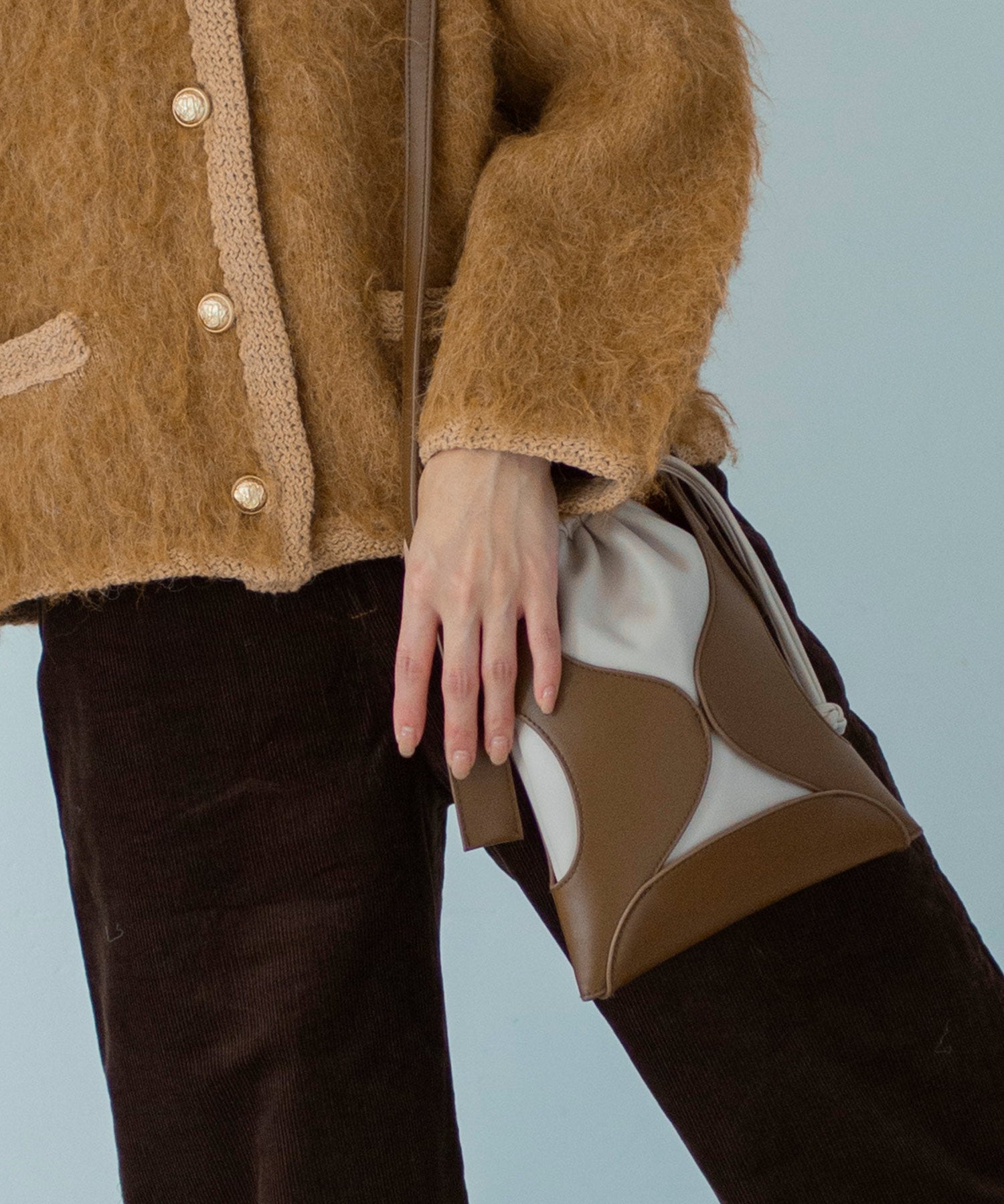 【12月上旬お届け予約商品】カットワークエコレザーショルダーバッグ